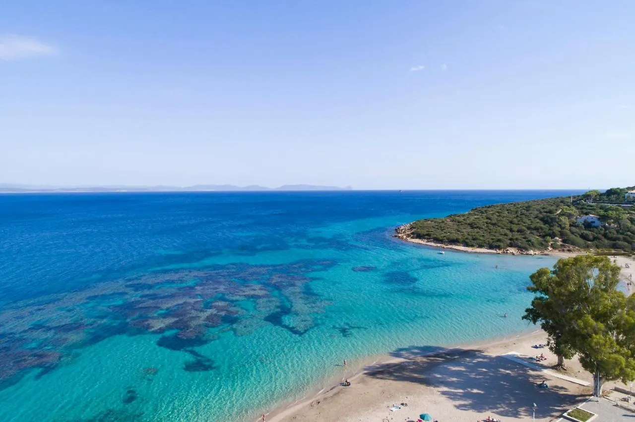Lu' Hotel Carbonia 4*,