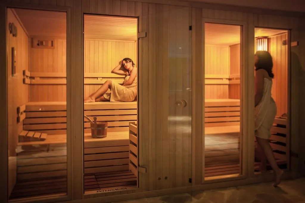 Lu' Hotel Carbonia Itália